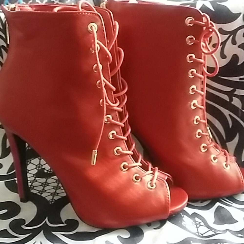Ladies heels